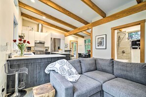 Casa (2 Bedrooms) | Interior