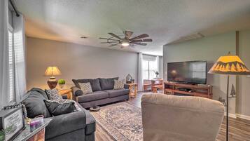 Cottage (2 Bedrooms) | Interior