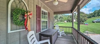 Deep Gap Cottage w/ Fire Pits - Hike & Ski!