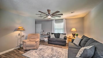 Cottage (2 Bedrooms) | Interior