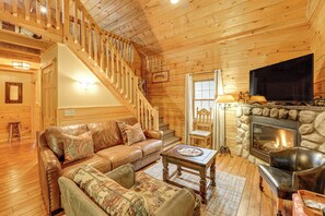 House (2 Bedrooms) | Interior - Fire Pit & Porch: Warm & Woodsy Rothbury Escape! (Rothbury)