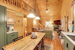 House (2 Bedrooms) | Interior