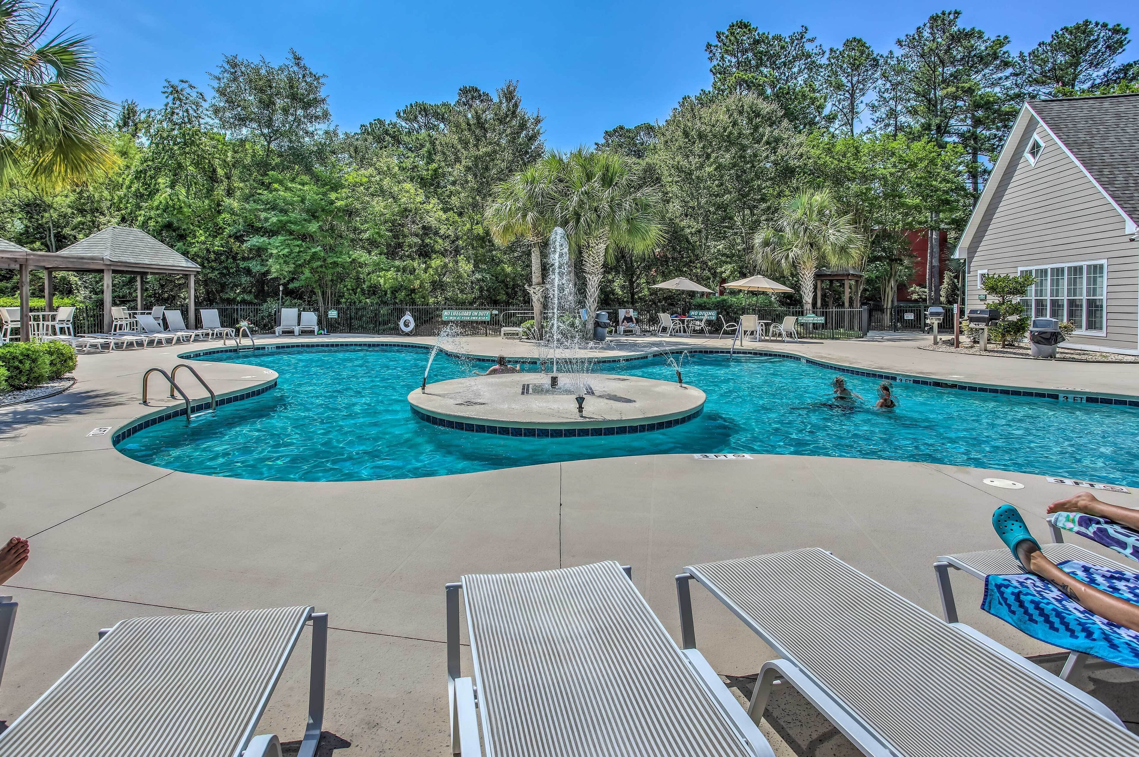 Sun-lit 3rd-floor Condo w/ Community Pool!