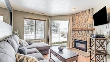 Apartment (1 Bedroom) | Front of property