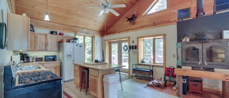 Cottage (3 Bedrooms) | Interior