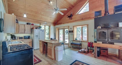 Paradise Cottage: Trail Access Nearby