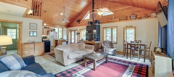 Paradise Cottage: Trail Access Nearby