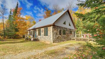 Cottage (3 Bedrooms) | Interior