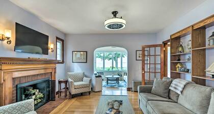 Walkable New Haven Retreat w/ Ocean Views!