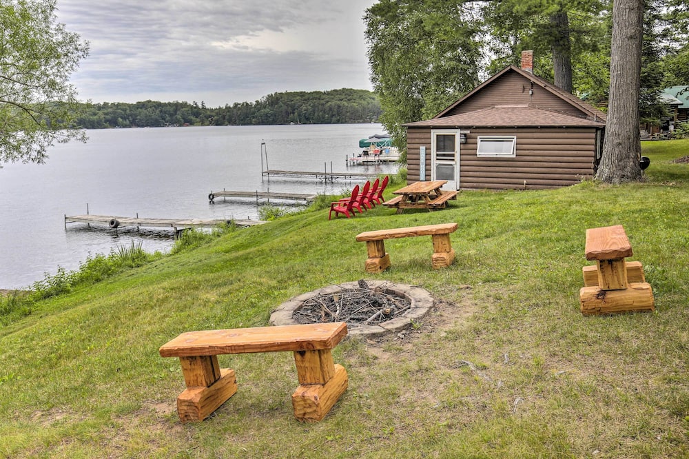 Lakefront Minocqua Cabin w/ Dock & Fire Pit! - Woodruff, WI