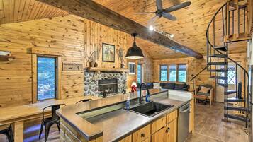 Cottage (3 Bedrooms) | Interior