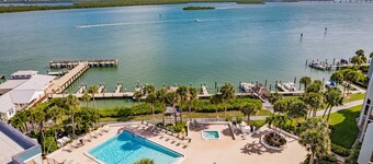Lovely Marco Island Condo w/ Private Bay View