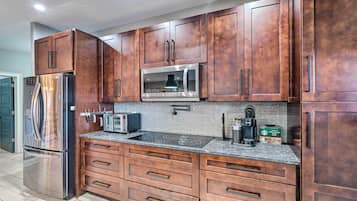 Nhà (3 Bedrooms) | Nội thất