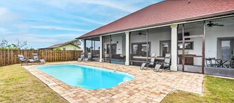 Mexico Beach Retreat w/ Grill & Private Pool!