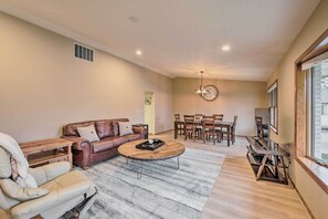 House (3 Bedrooms) | Interior - Pet-friendly Caldwell Home Rental Near Lake! (Caldwell)