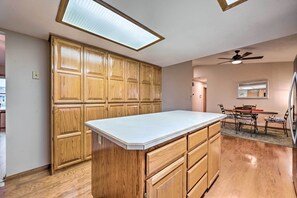House (3 Bedrooms) | Interior - Pet-friendly Caldwell Home Rental Near Lake! (Caldwell)