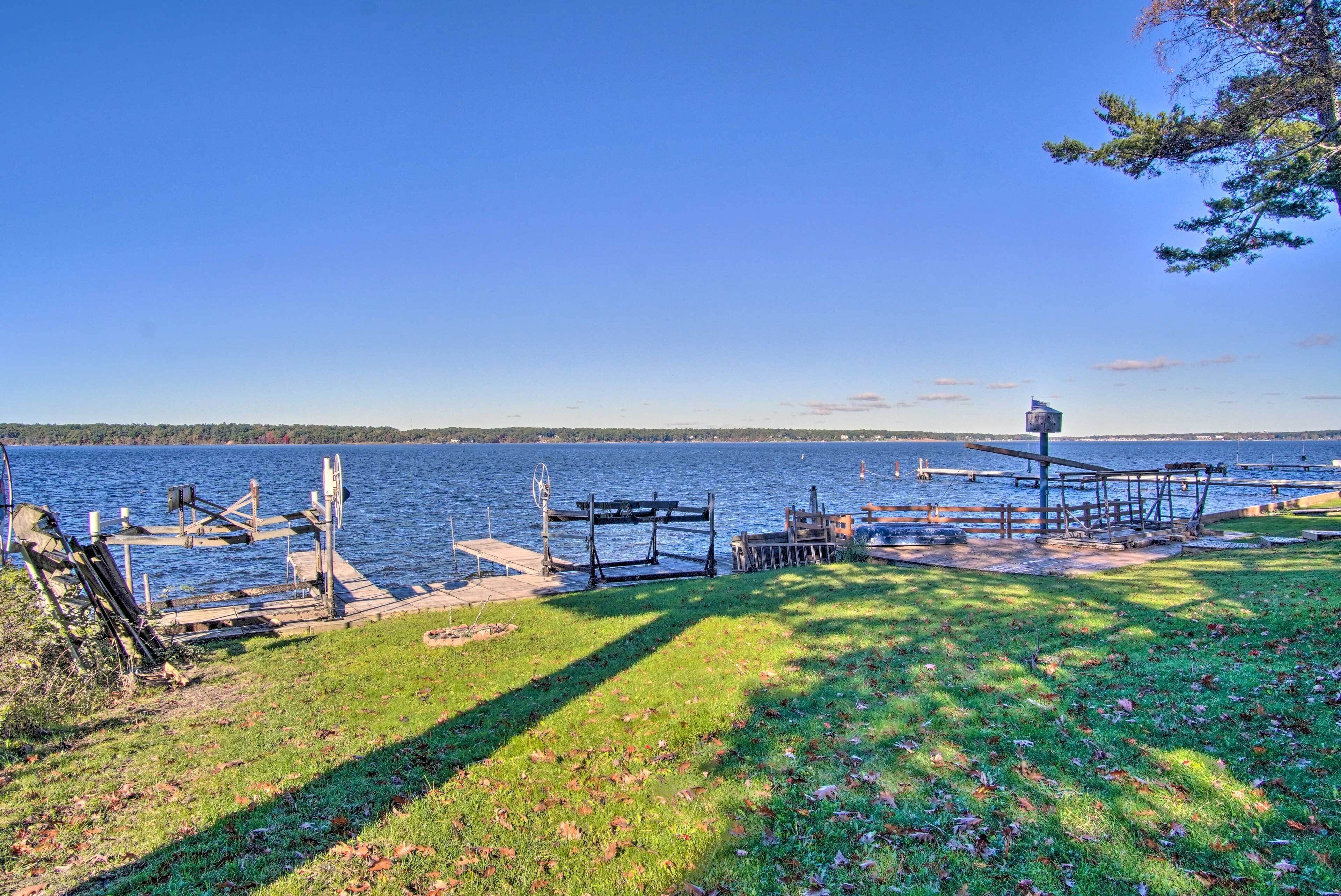 Lakefront Whitehall Home w/ Boat Slip & Deck!
