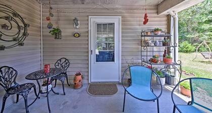 Nags Head Apt With Patio - 1/2 Mile Walk to Beach!