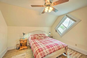 4 間睡房、書桌、手提電腦工作空間、床單