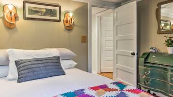 Cottage (2 Bedrooms) | Interior