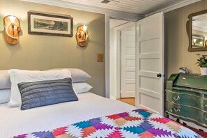 Cottage (2 Bedrooms) | Interior