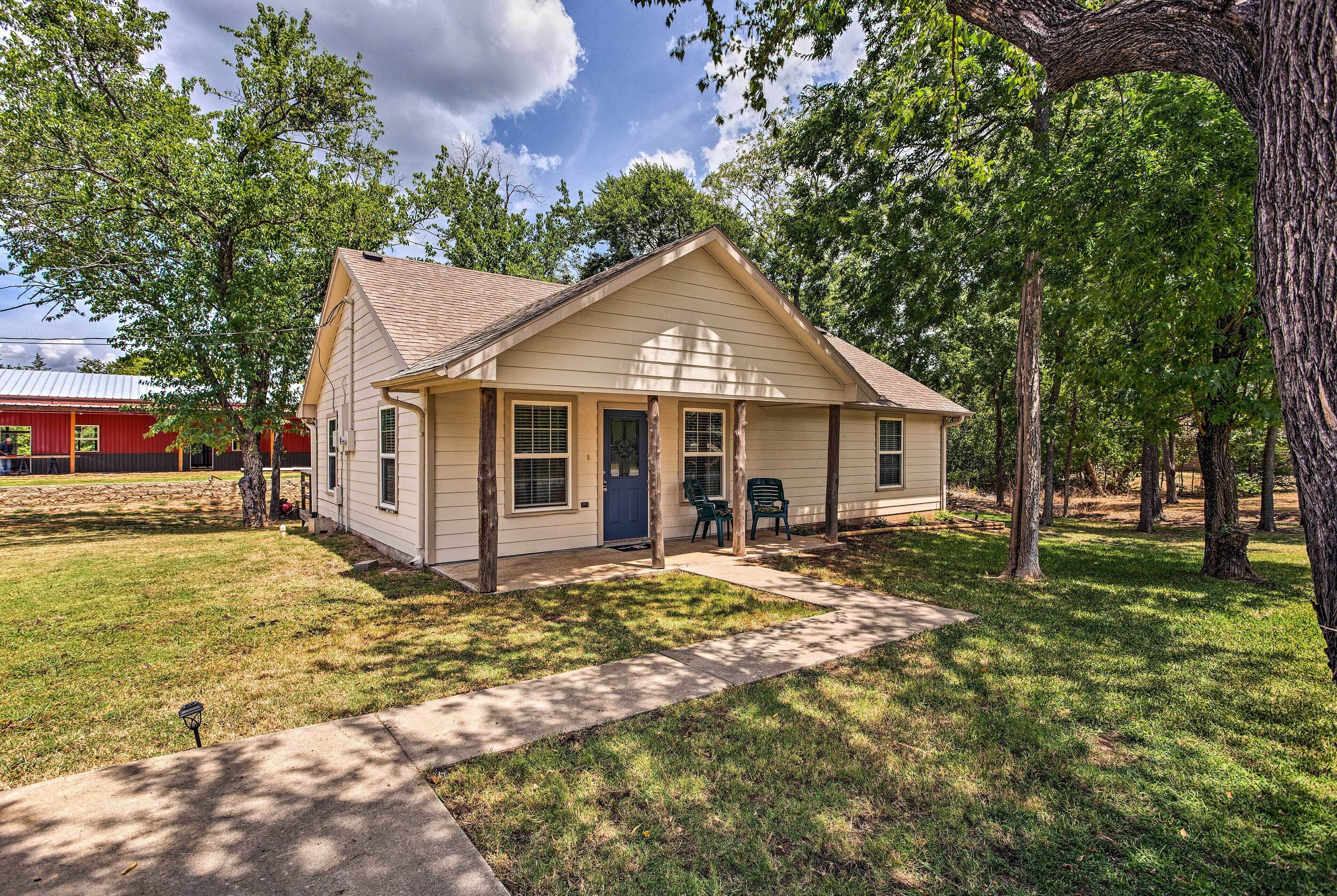 Lake Texoma Vacation Rental, 3 Mi to Marina!