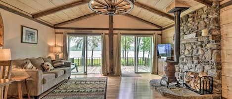 Cottage (3 Bedrooms) | Front of property