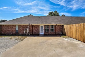 Apartment (1 Bedroom) | Front of property