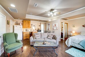 Apartment (1 Bedroom) | Interior