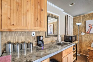 Apartment (1 Bedroom) | Interior