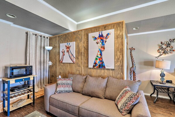 Apartment (1 Bedroom) | Interior