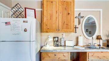 Apartment (1 Bedroom) | Interior