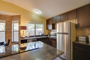 單棟房屋 (5 Bedrooms) | 內部