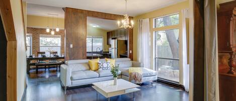 單棟房屋 (5 Bedrooms) | 內部