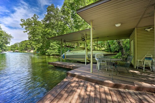 Lakefront Getaway w/ Private Dock & Kayaks!