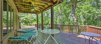 Lakefront Getaway w/ Private Dock & Kayaks!