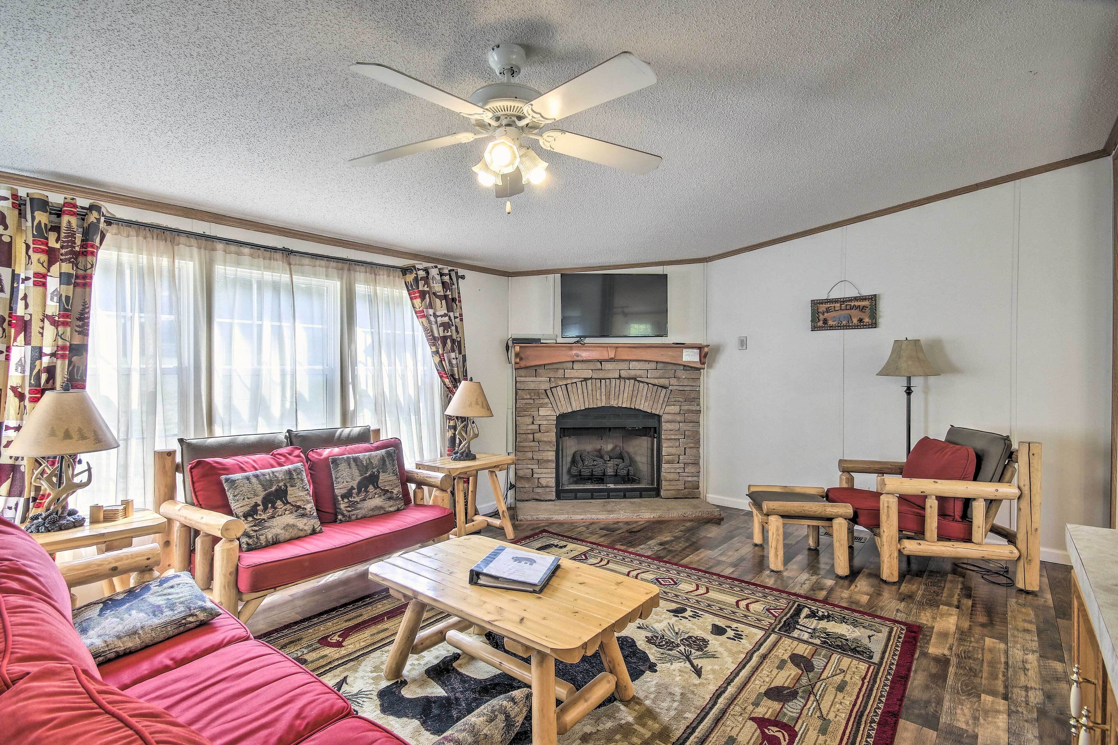 House (3 Bedrooms) | Interior