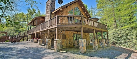 House (5 Bedrooms) | Front of property