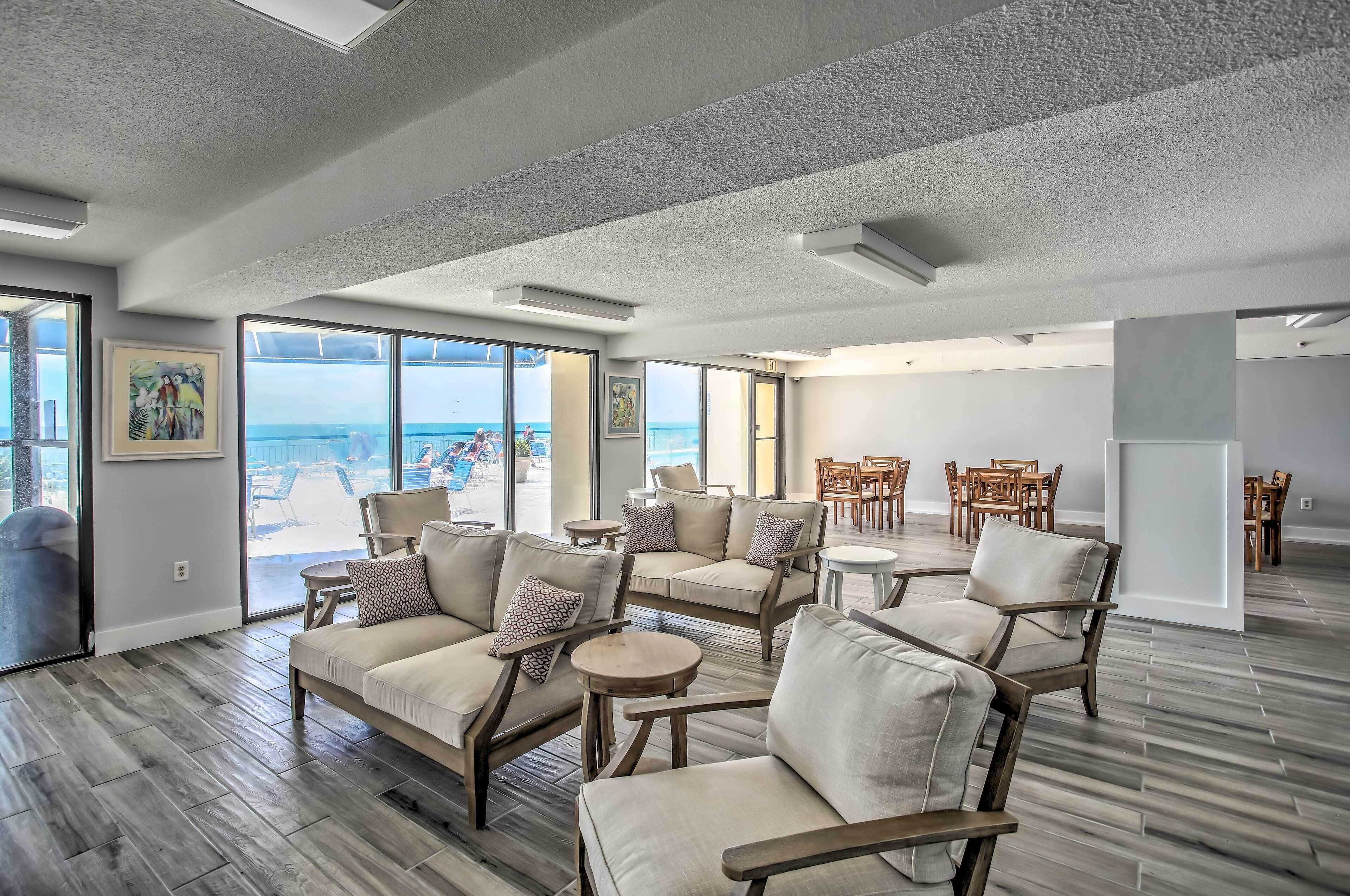 North Myrtle Beach Oceanfront Condo w/ Pool!