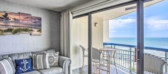 Oceanfront Condo w/ Pool in North Myrtle Beach