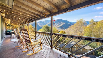 House (4 Bedrooms) | Front of property