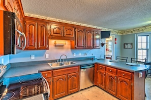 House (4 Bedrooms) | Interior