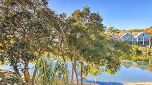 Property grounds - Top-floor Hilton Head Resort Condo w/ Lagoon View! (Hilton Head Island)