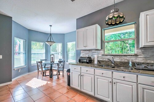 Lovely Hawthorne Home w/ Private Boat Dock!