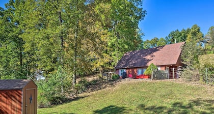 Albany Home < 1 Mi to Dale Hollow Lake!