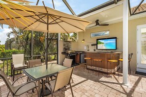 House (5 Bedrooms) | Interior - Canalfront Oasis: Cape Coral Home w/ Pool & Spa (Cape Coral)