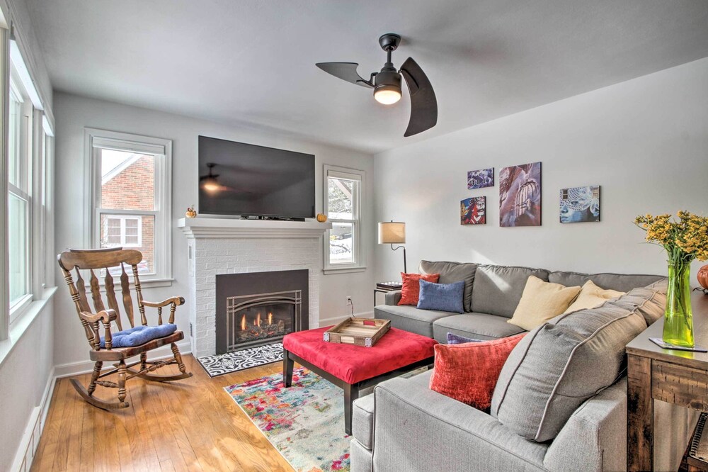 Renovated Historic Home < 1 Mile to Eagle Point!