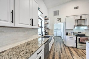 Maison (3 Bedrooms) | Cuisine privée