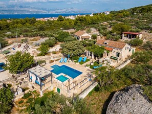 House, Smoking | 3 bedrooms - Holiday Home for up to 7 Pool Countryside by sea (Supetar)
