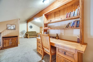 Apartment (2 Bedrooms) | Interior - Mccall Vacation Rental ~ 1/2 Mi to Payette Lake! (McCall)